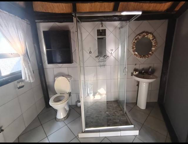 2 BEDROOM PROPERTY TO RENT IN STRUISBULT